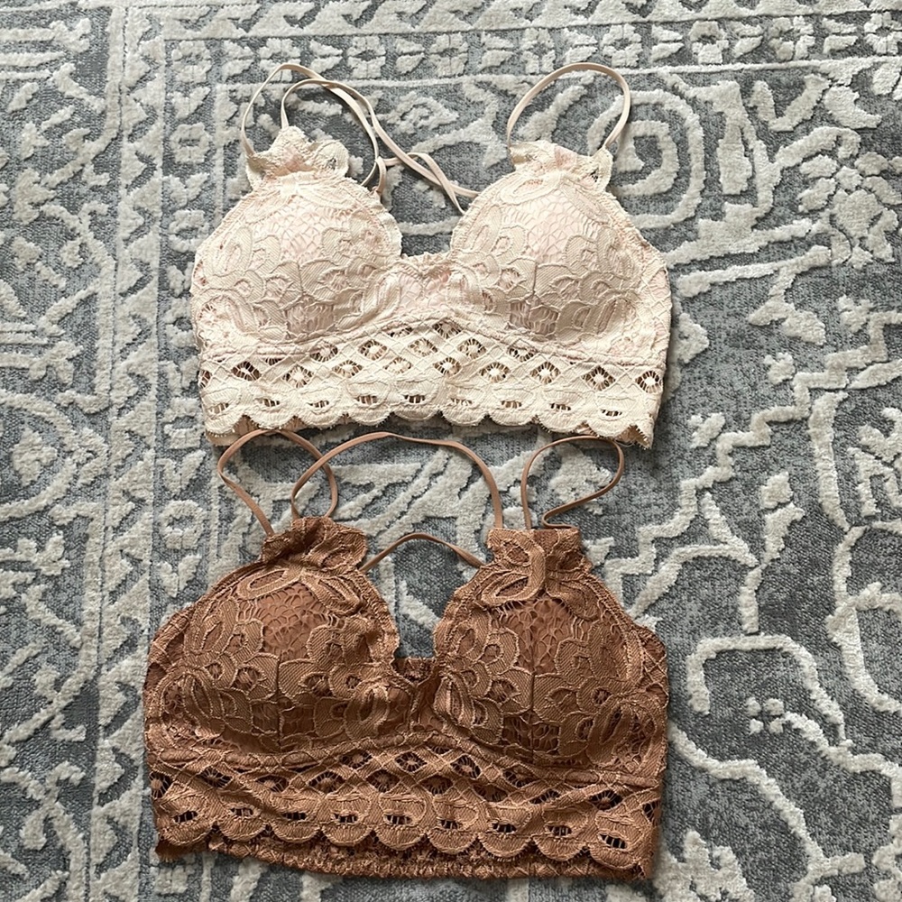Bundle of 2 wishlist bralettes